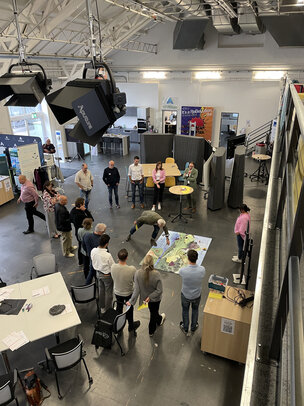 KI Guide Workshopreihe: Voneinander lernen, Unternehmenskollaboration, Gruppenarbeiten KI_Guide